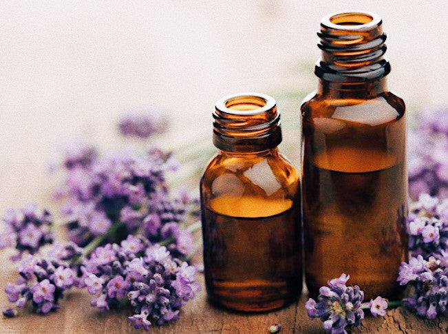 5 Essential Oils and Uses For Beginners